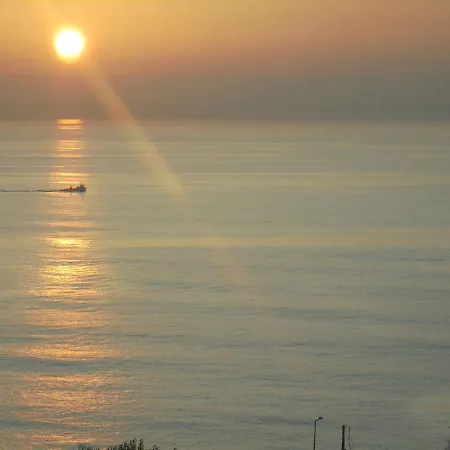 아파트 Sunset 에리세이라